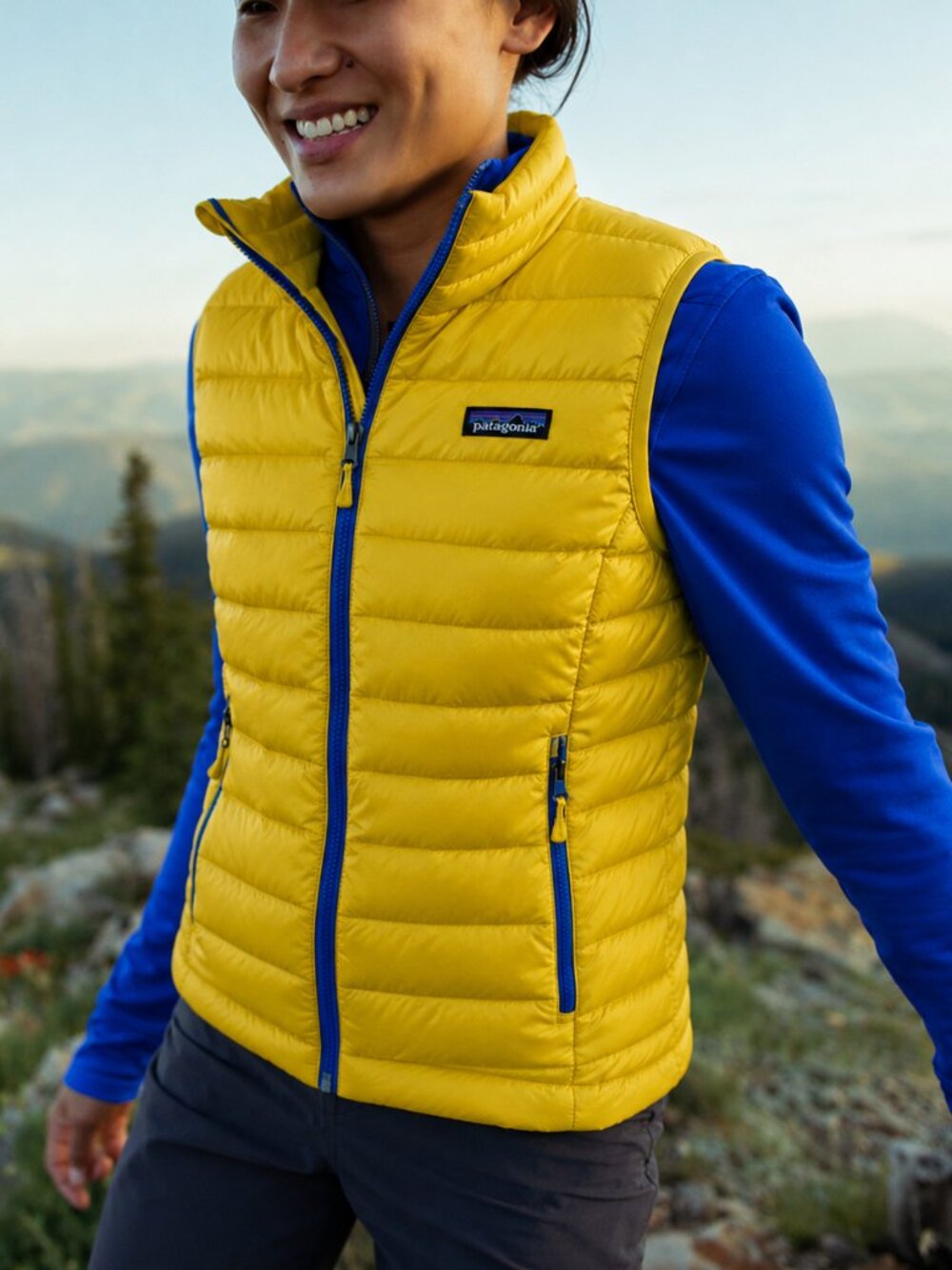 Patagonia‎ Down Vest Size Small Sulphur Yellow Gold Puffer Vest Cobalt Blue